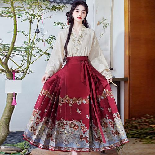 速发新娘式国风马面裙套装红新织金订婚敬酒服色中改良汉服小个子