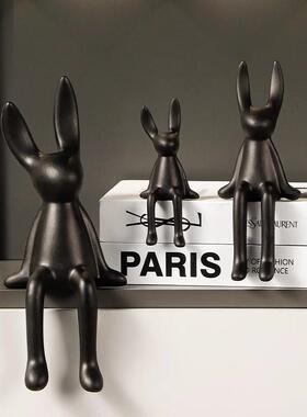 酒网红创意卡通姿长耳兔坐摆件档IAW高轻奢客厅电视柜柜玄关装饰