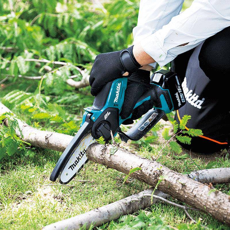 DUC150充电式链锯修枝锯小型电锯伐木锯