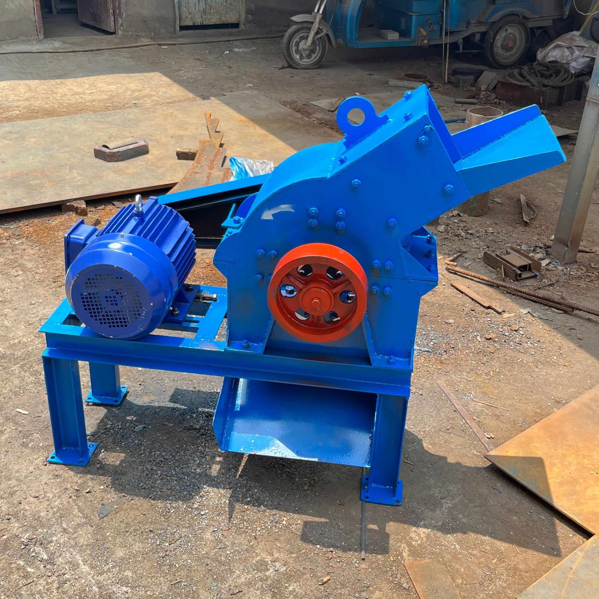 东越小型建筑垃圾石英石粉碎机