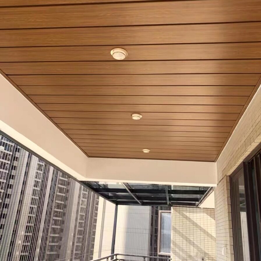 木纹长条铝扣板定 制集成吊顶美式厨房阳台卫生间餐厅铝合金天花