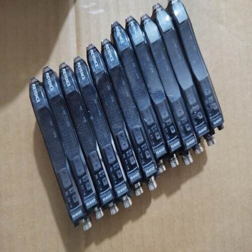 基恩士   FS-N11CP  二手拆机，功能正常。~议价