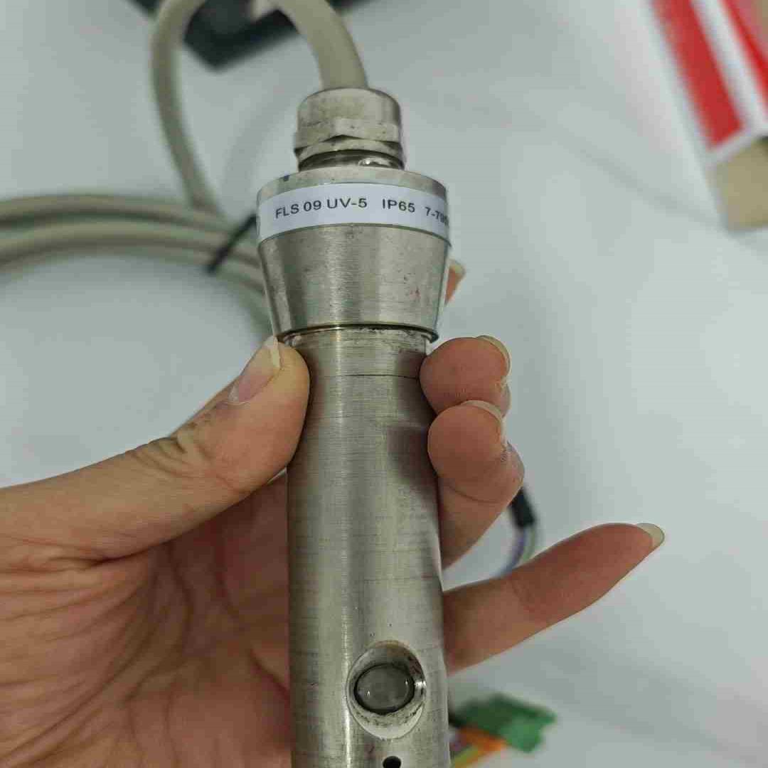 SAACKE FLS 09 UV-5  SN7658135（瓠子电子）
