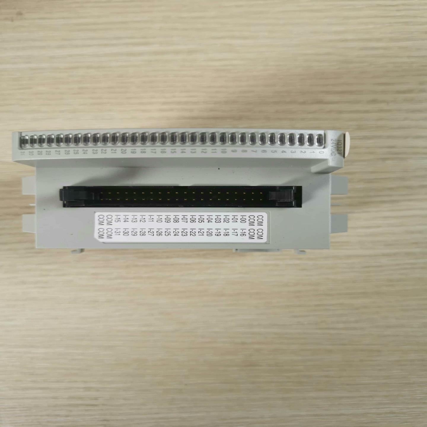 AB2085-IQ32T 输入扩展模块 罗克韦尔ABMicr(崽崽配件）