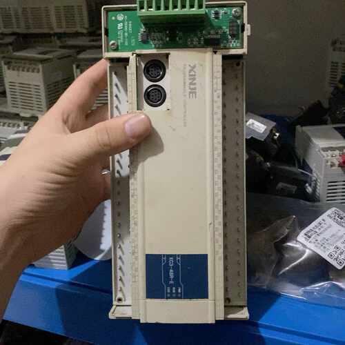 信捷XC3-48R-E，功能包好，成色如同带扩展485的价格（耶耶电子）