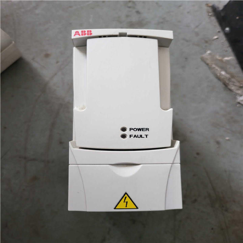ABB变频器22年份0.75KW ACS310-03E-02~议价