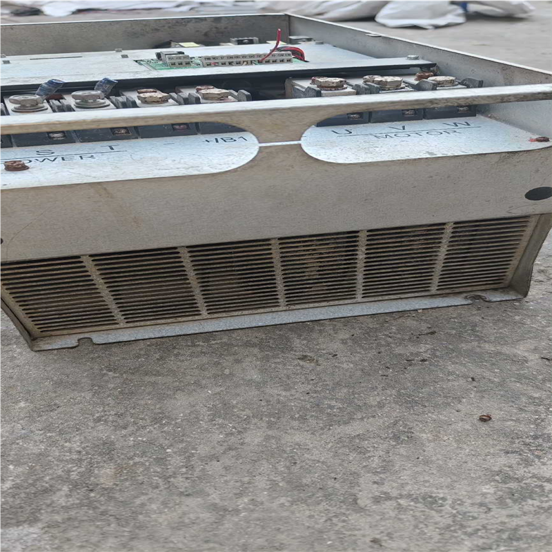 议价拆机众辰变频器Z8400-110A  110KW，实物拍摄，