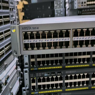 【顺庆】ARISTA DCS-7010T-48 交换机【议价】