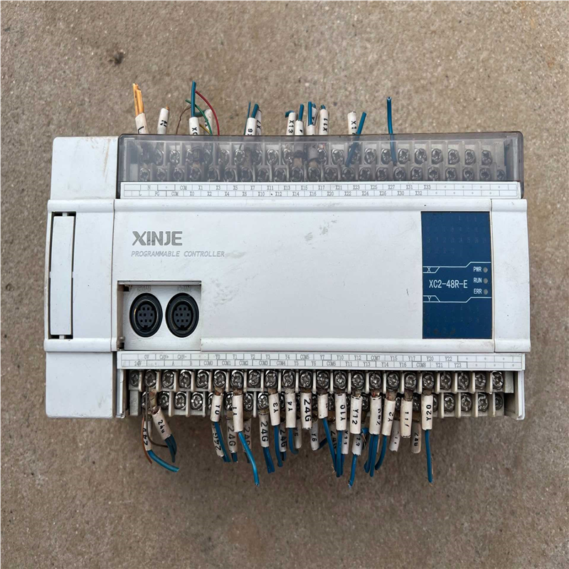 信捷plc  XC2-48R-E   成色如图 （基数电子）