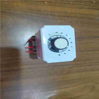 【汇生】拆机Magnecraft继电器保护器，图片就是实物！W211【议价