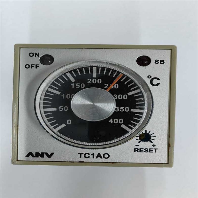 ANV TC1AO-ROK4 TC1AO TC1A0-R0K4 400℃ k 台湾士研温控器九成新