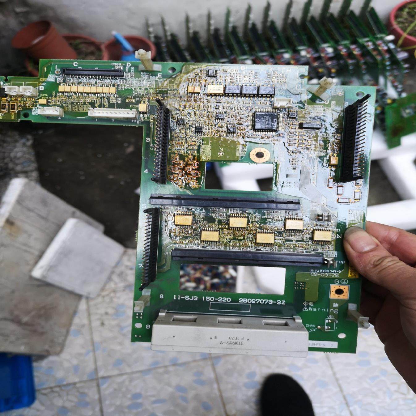 变频器SJ300-220HFE 驱动板变频器SJ30(崽崽配件）,3C数码配件,其它配件,淘宝优惠券,粉丝福利购,淘宝优惠卷