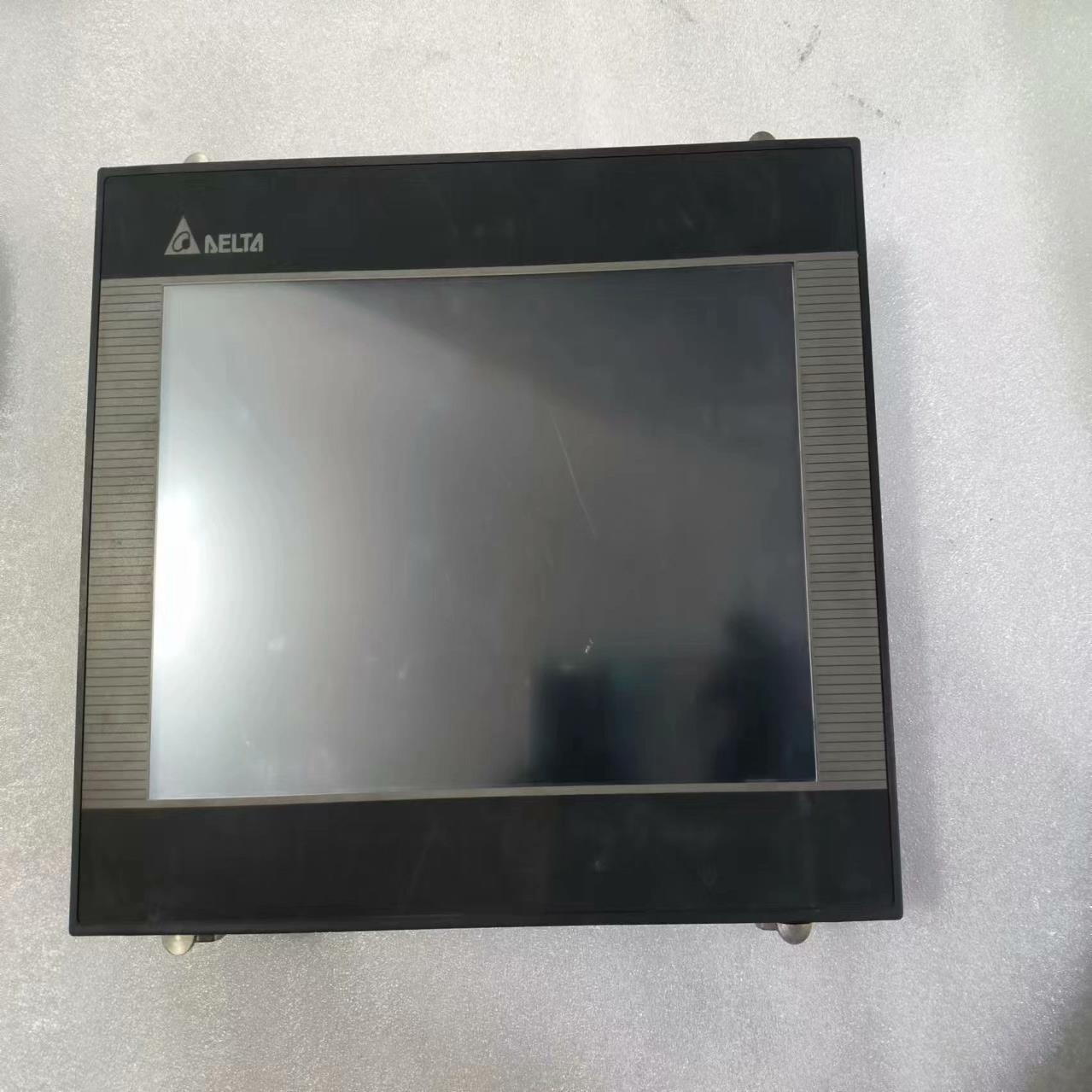 【顺庆】台达触摸屏DOP-B10S411，实物拍摄，功能正常，成色漂【
