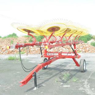 圆盘搂草机4盘家用搂草机6盘牧草秸秆搂草机供应
