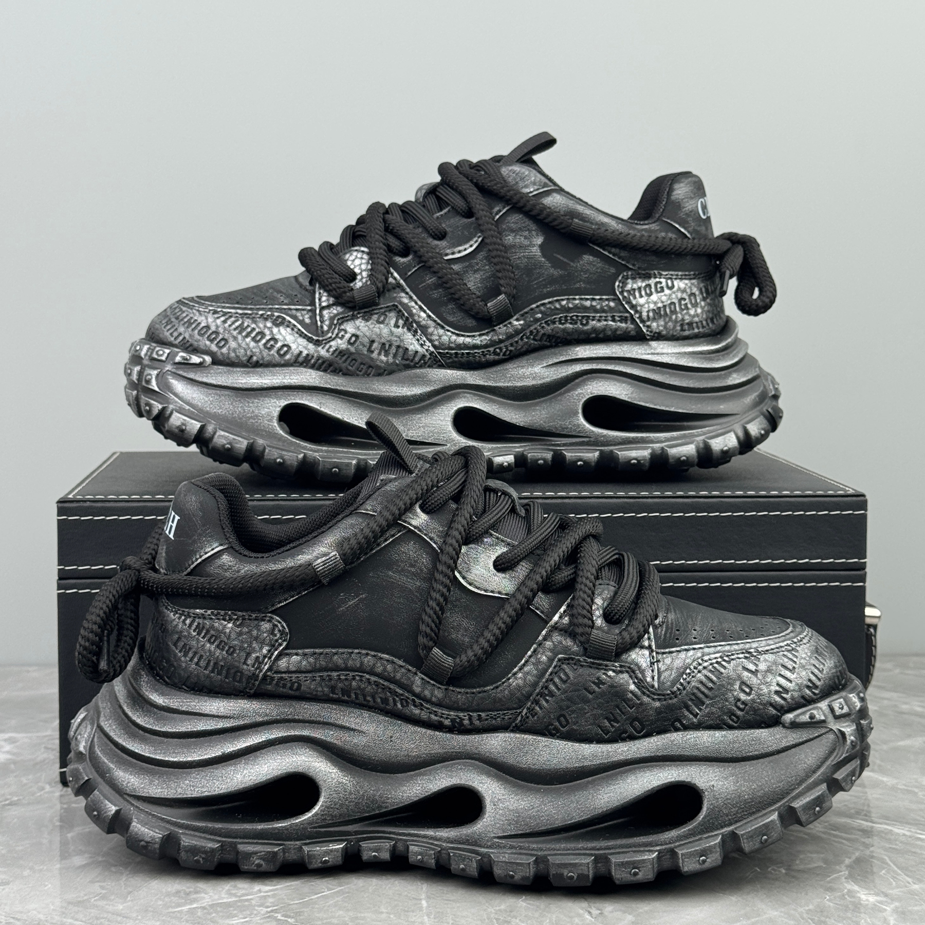 复古老爹鞋2025冬季超火做旧男鞋