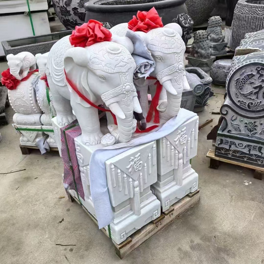 中式汉白玉貔貅抱鼓门墩一对