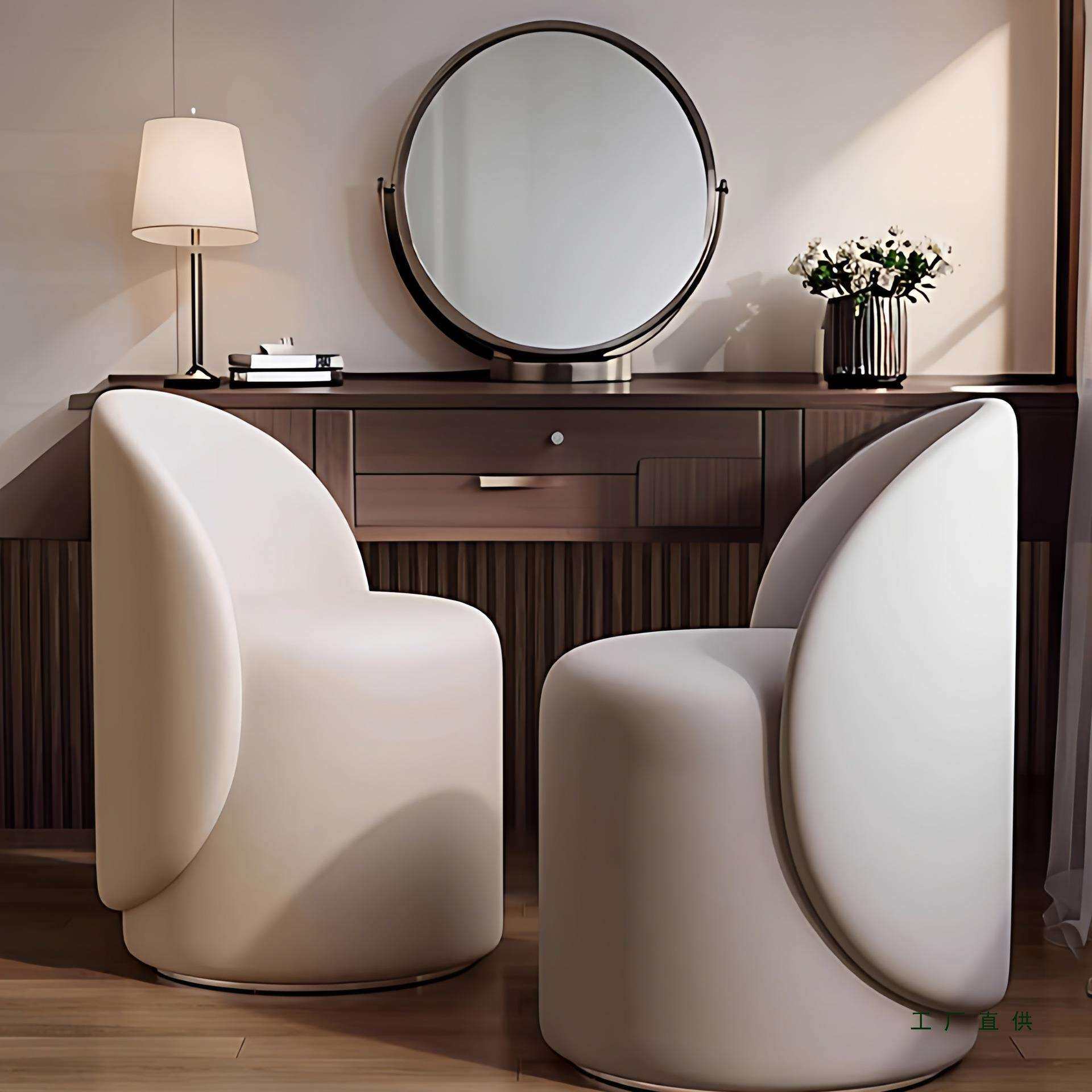 化妆凳轻奢高级感家用椅子女生卧室梳妆台专用凳子衣帽间旋转圆凳