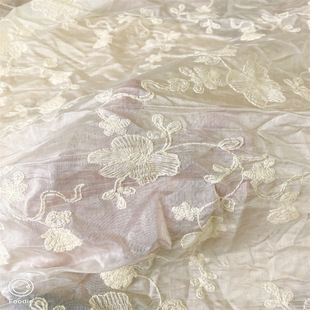 新款棉杏色天丝 流行款服饰女装绣花面料婚纱裙子桌布窗帘DIY