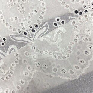 新品镂空满幅 棉布绣花服装服饰连衣裙裙摆桌布外衫配饰 辅料