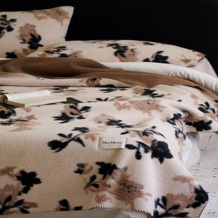 秋冬款仿生羊绒毛毯DBW时尚休闲水毯新办室午睡毯可洗保暖公绒毯