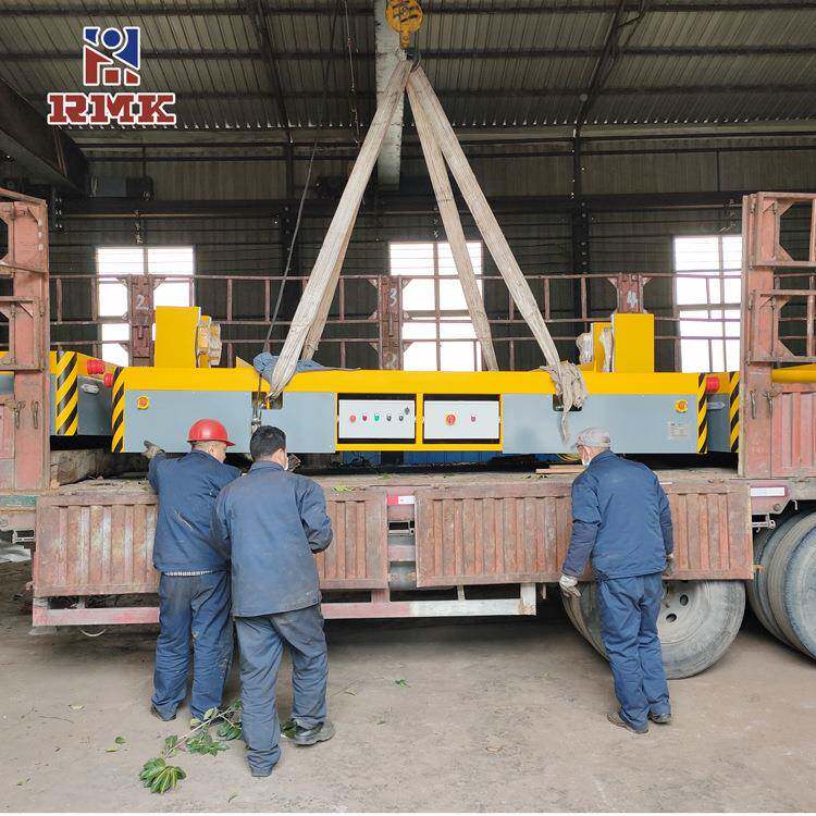 搬105648轨运挖机配板重有平车电动车模台具过跨地轨车随车操控周