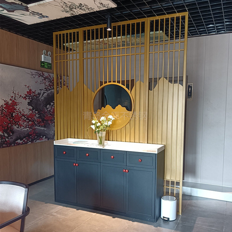 新中式山形酒店餐厅大堂隔断屏风山东金色不锈钢铁艺烤漆中式屏风