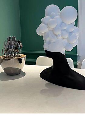 现代简约艺术人物雕塑树脂摆件样板间客厅创意黑白女郎软装饰品