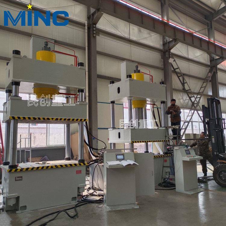 标准315T四柱液压机牛羊舔砖一模两块液压机伺服数控井盖液压机