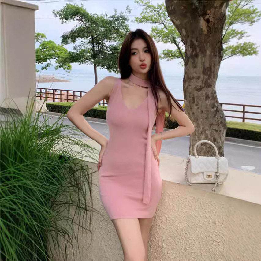 广东广州十三行女裙纯欲性感V领针织吊带连衣裙女夏季修身短裙显