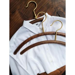 三思工坊实木黄铜晾衣架黑胡桃斯堪 纳维亚创意简约家居晾衣架高