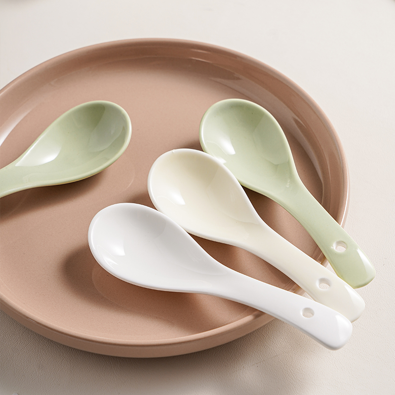 奶油风勺子陶瓷家用高颜值调羹汤匙高档精致小汤勺一人一勺喝粥勺