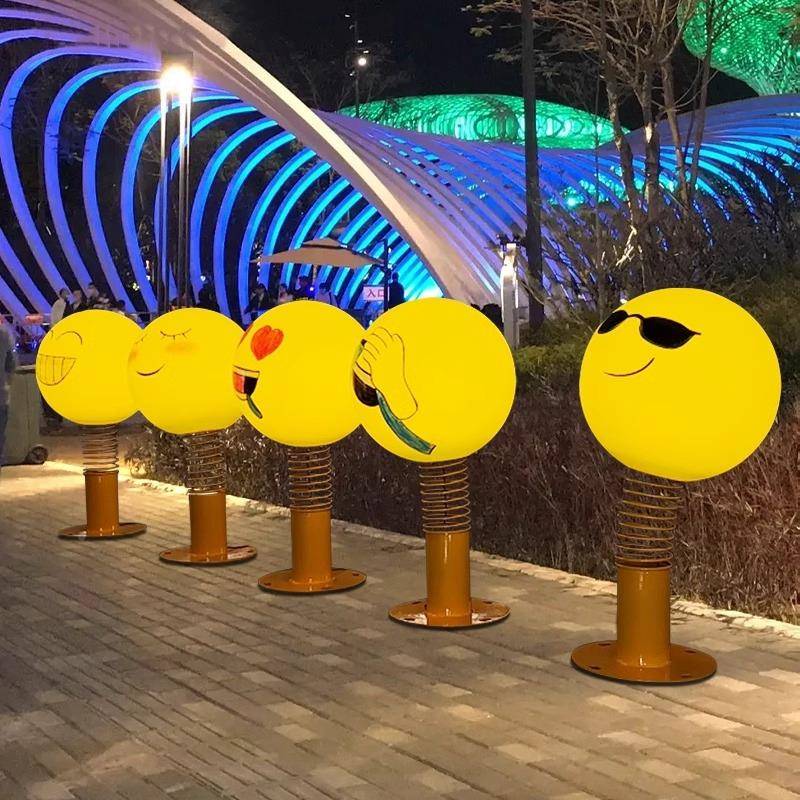 创意弹可稽爱滑表情包圆球灯摆件有趣互动笑脸表簧情打卡灯草发光