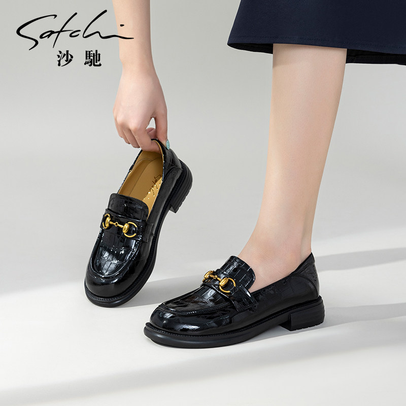 沙驰女鞋乐福鞋女款英伦风小皮鞋2026春夏新款低跟圆头深口单鞋子