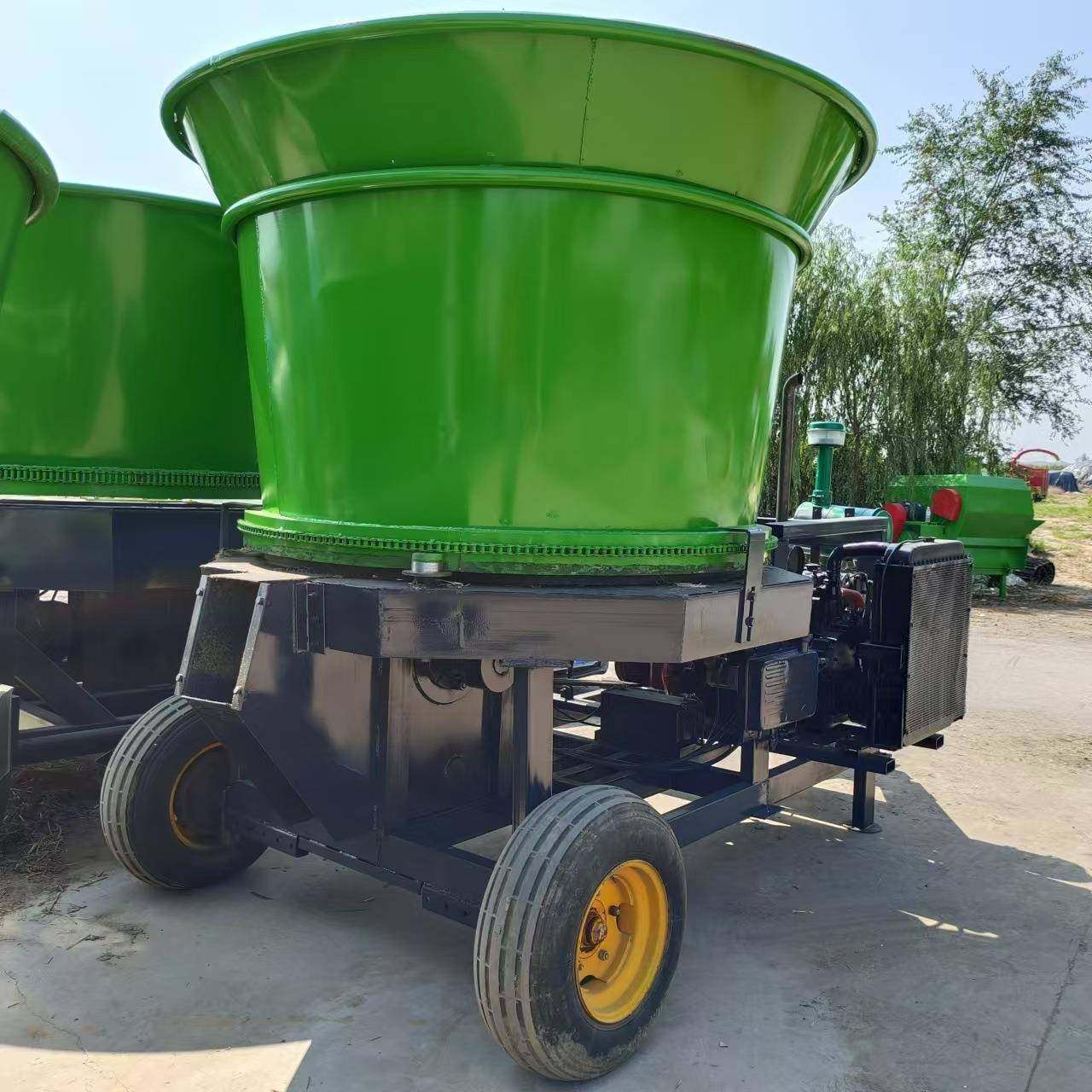 厂家圆盘草捆粉碎机稻草牧草大型玉米秸秆饲料揉草机粉碎铡草机