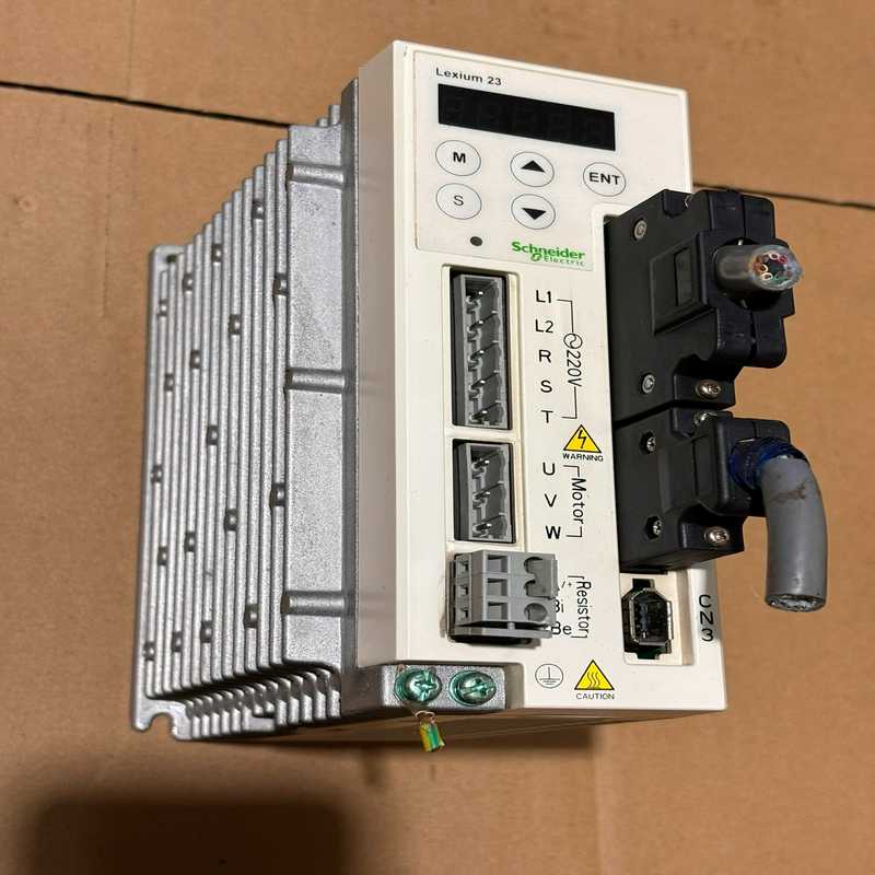 议价施耐德伺服驱动LXM23CU04M3X