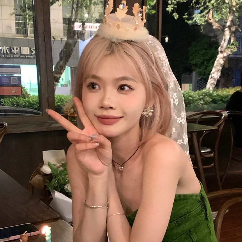公主头纱发饰生日party氛围道具皇冠头饰发箍帽子王冠发窟头箍女