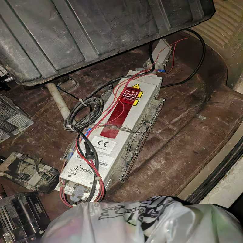 新锐30W CO2激光器  FSVI30SAC（耶耶电子）