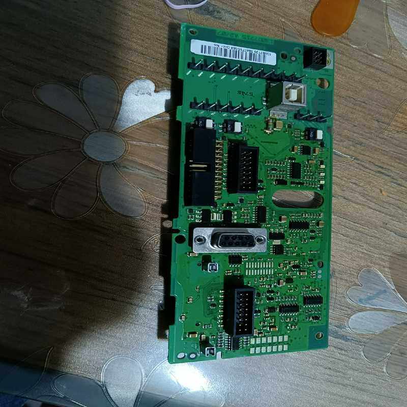 丹佛斯变频器原装主板130B7715 AB/07/R01，功（崽载电子）