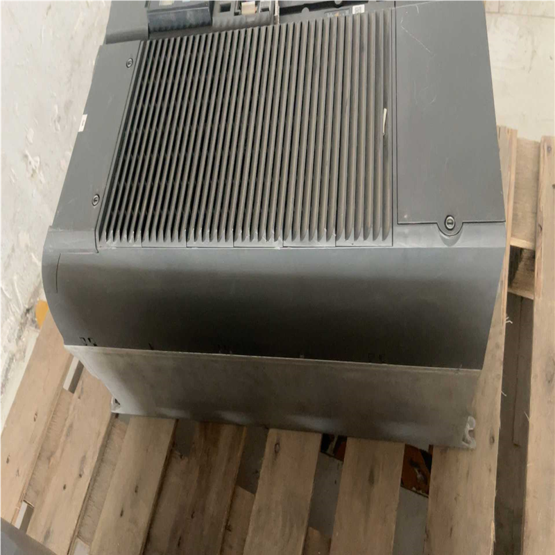 议~变频器6SL3210-1KE32-1UB1    11