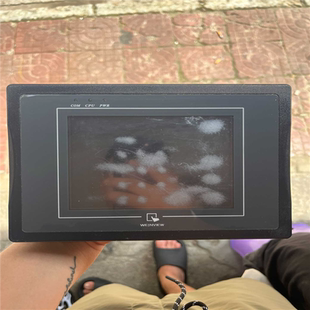 询价~维纶触摸屏MT6056i.，V2WV成色如图
