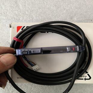 V31 库存基恩士传感器放大器FS 图片实物 议价