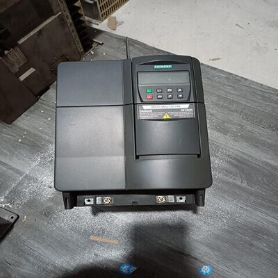 议~4403KW220V西门子变频器6SE6440-2UC2