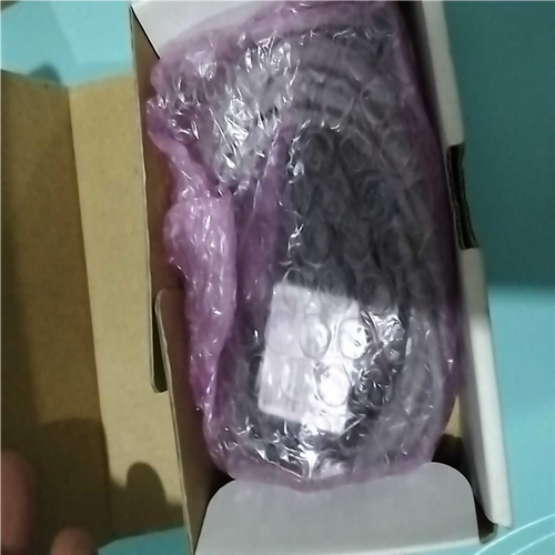 CCS传感器CC-PJ-0707  全新，包装完整~议价