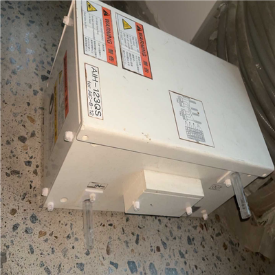 (议价)KOMATSU  加热装置AIH-123QS-PP-UC