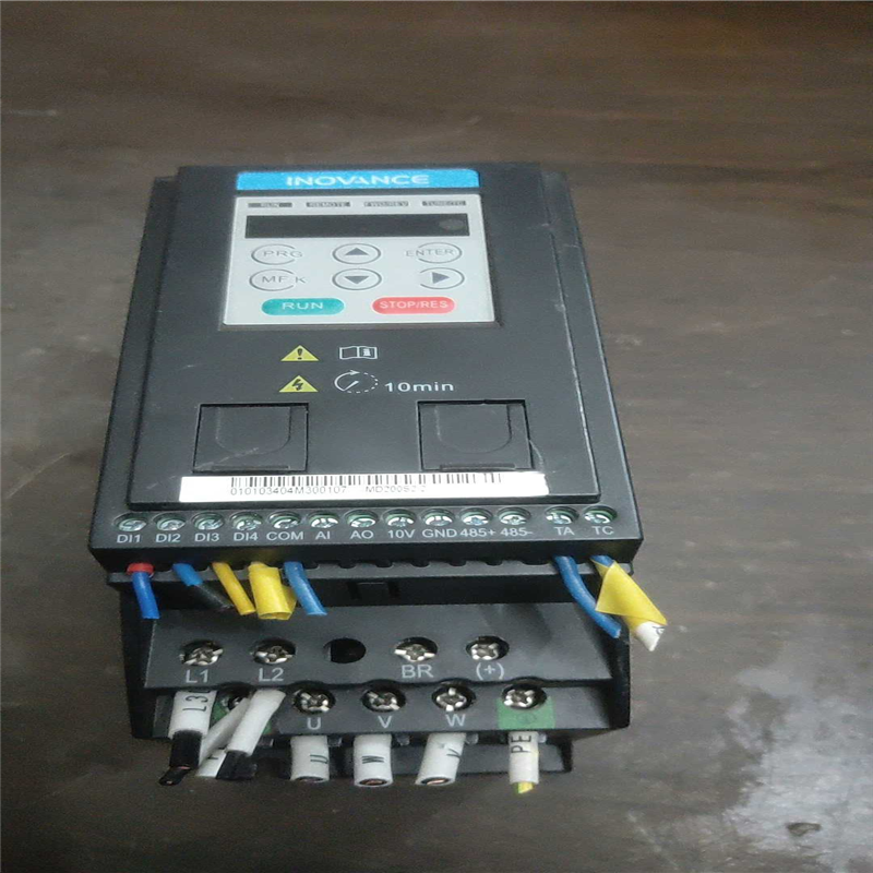 议~ 汇川变频器2.2KW MD200S2.2 两相220V