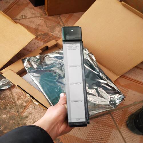 模块 IC697ALG320 现货实物议价。~议价
