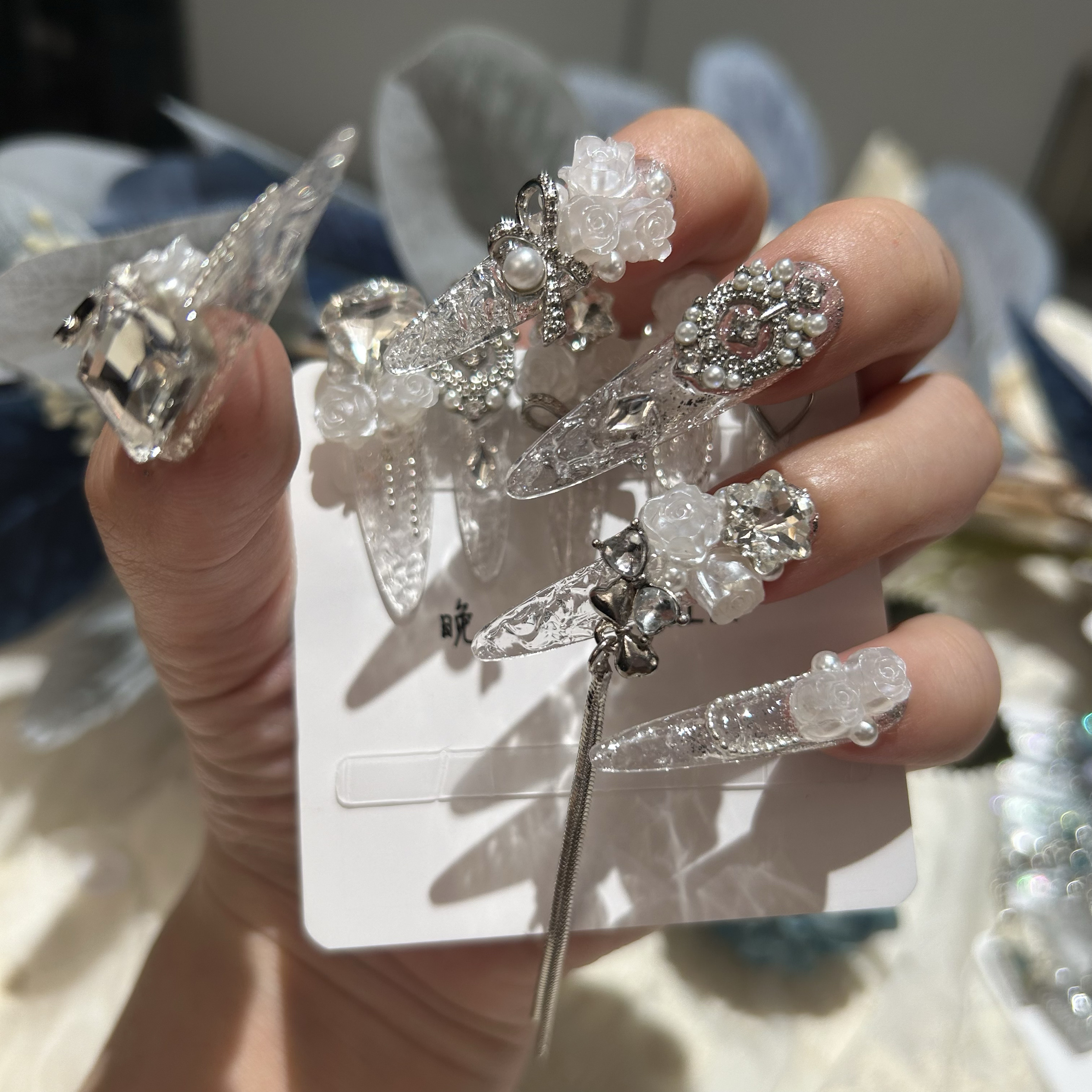 白色碎冰冰 玫瑰温变花穿戴式手工制作贴片美甲穿戴甲新年款2024
