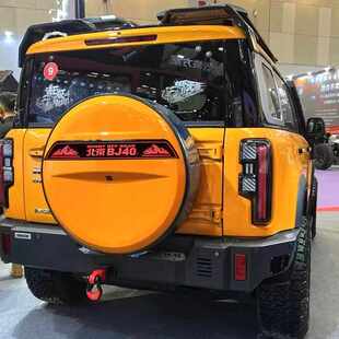 适用于24款北京bj40备胎罩全新bj40备胎壳不锈钢带灯后备胎罩配件