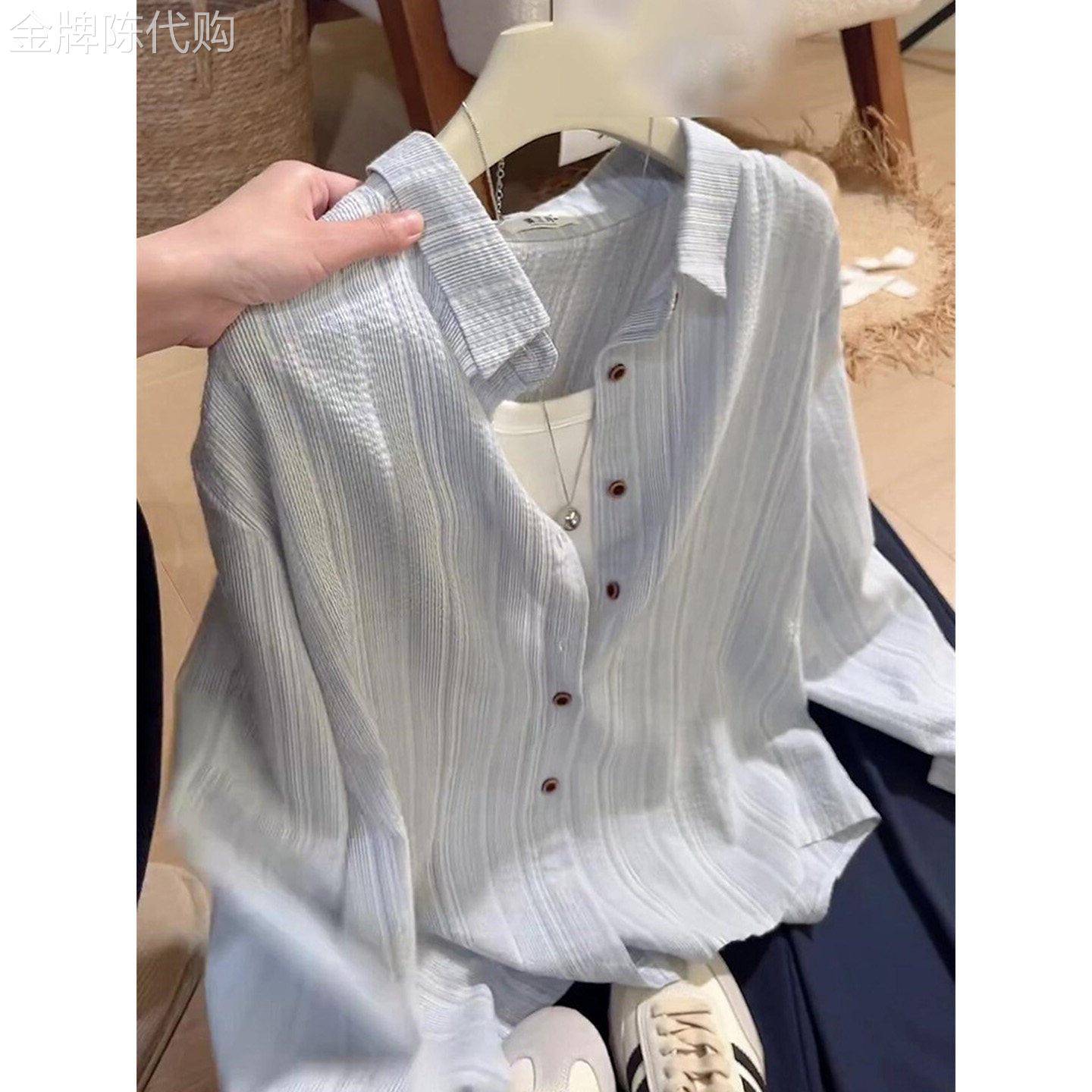 高级感竖条纹翻领衬衫女夏季2026新款时尚复古宽松慵懒休闲上衣女