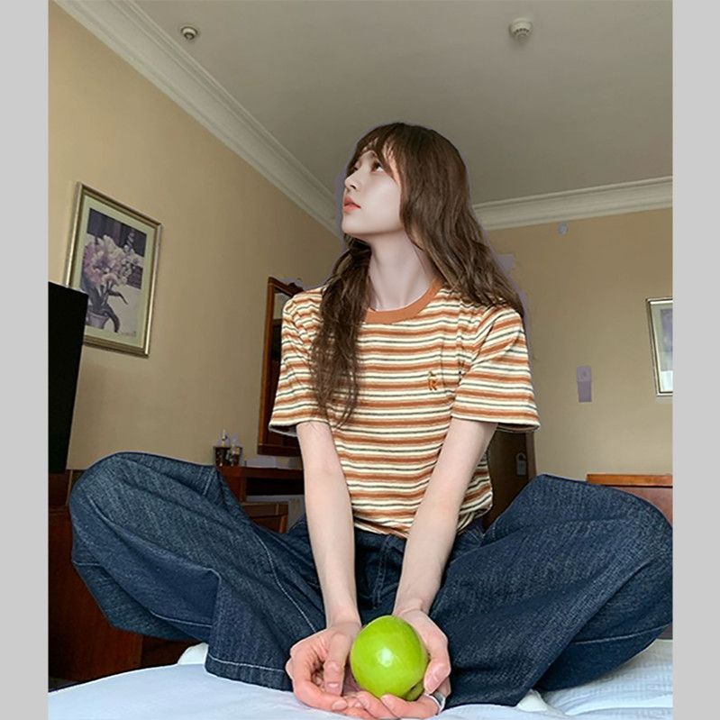 少女感复古刺绣条纹T恤女